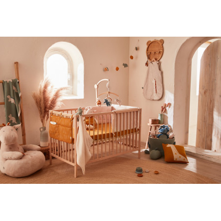 Mobile musical en bois NOUKIES Tiga, Stegi & Ops