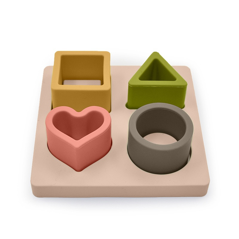 Puzzle avec 4 formes en silicone MAGNI