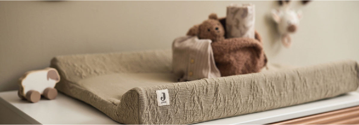 Les housses de matelas à langer imaginées par Jollein