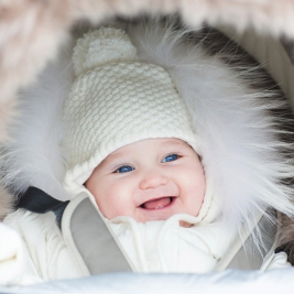 Équipez votre poussette pour l’hiver !